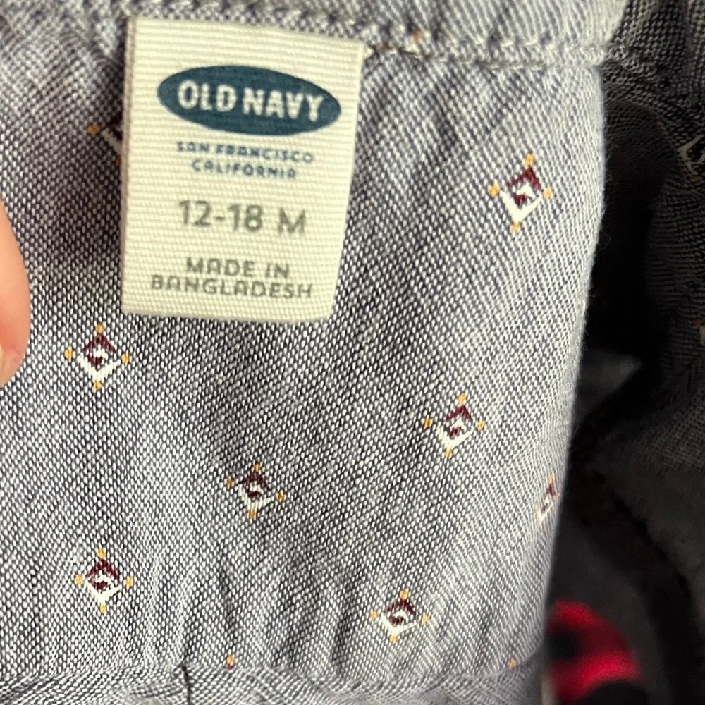 5/$25 Chambray Geometric Print Old Navy Button Down Top Short Sleeve Baby Boy